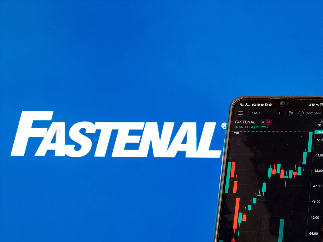 Fastenal logo next to upwards pointing graph