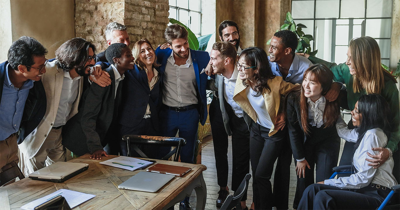 Business leaders reviewing workforce analytics and hiring data in a modern US office setting in 2026